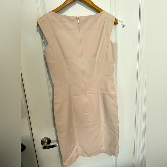 Pencil dress - Picture 4 of 10